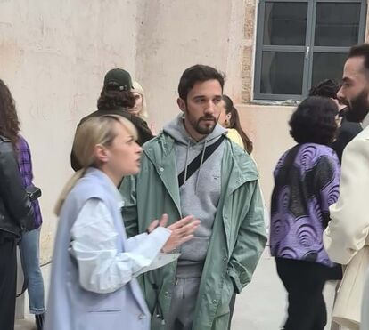 Romance na ModaLisboa: Marisa Liz e Diogo Branco namoram nos bastidores do desfile de Luís Carvalho