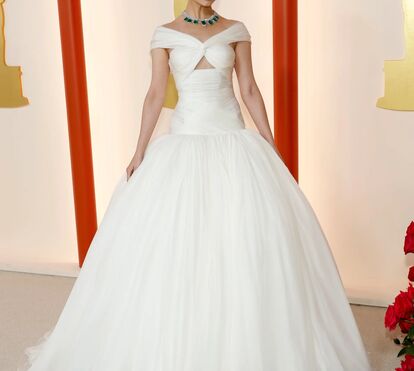 Quem usou um 'vestido de noiva' na passadeira vermelha dos Oscares