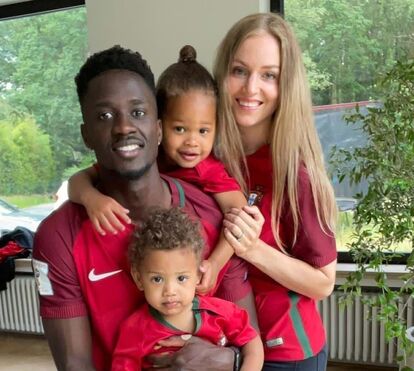 A família de Éder Lopes, o avançado que levou Portugal à euforia em 2016