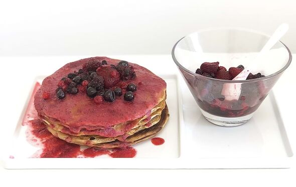 Crepes de frutos vermelhos