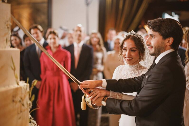 Elegância e luxo. Todas as imagens do casamento da princesa Iman, filha de Rania da Jordânia