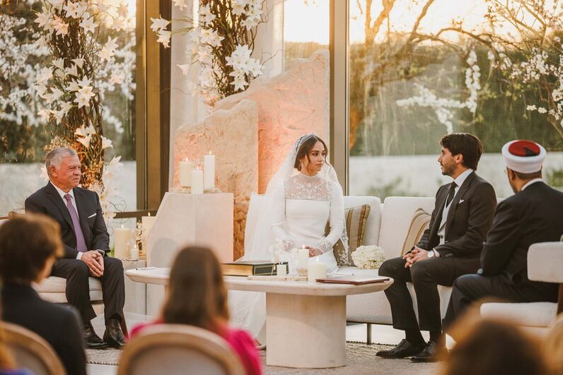 Elegância e luxo. Todas as imagens do casamento da princesa Iman, filha de Rania da Jordânia