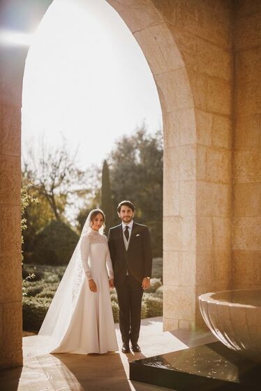 Elegância e luxo. Todas as imagens do casamento da princesa Iman, filha de Rania da Jordânia
