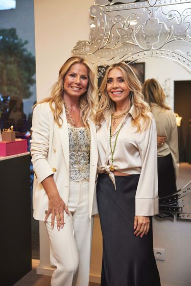 Aurora Marques, Cláudia Jacques