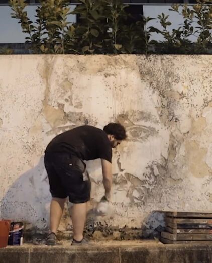 Vhils