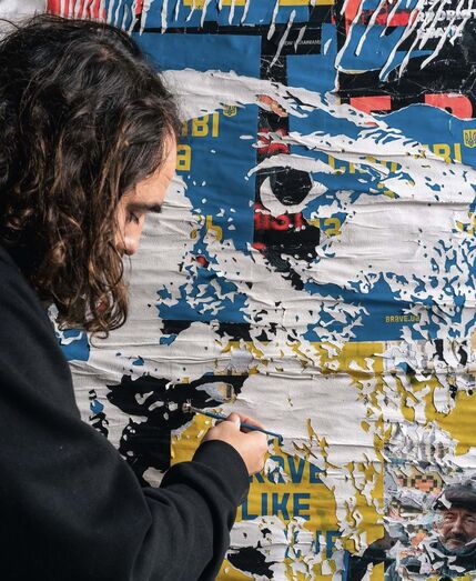 Vhils