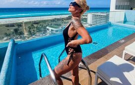 Praia, sol e sensualidade. Aurea deslumbra em Cuba