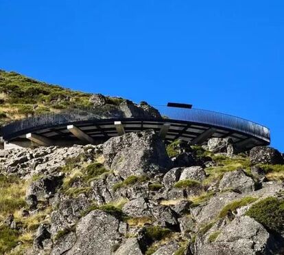 A melhor vista para a serra da Estrela! Miradouro com plataforma suspensa é o novo ex-libris