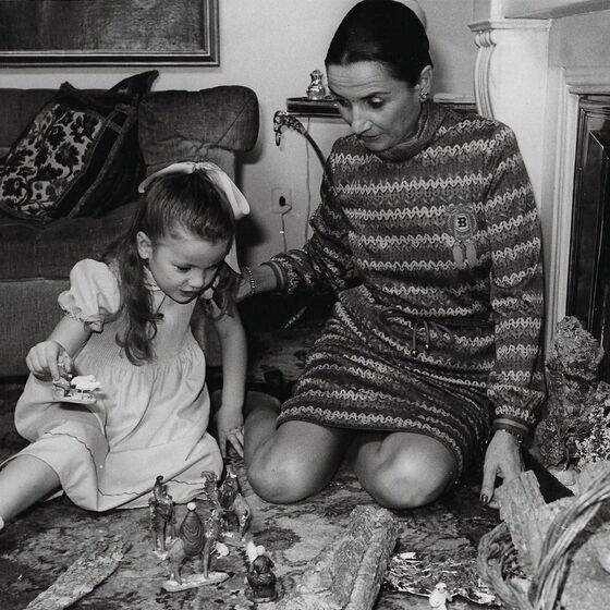 Alejandra de Royas, Juan Carlos 