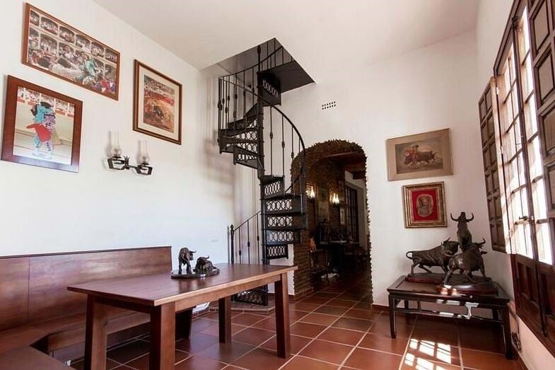 El Recreo de San Cayetano, Maria Cerqueira Gomes, Cayetano Rivera