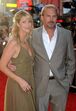 Kevin Costner e Cristine Baumgartner