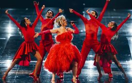 Se ainda não é fã vai ficar a ser. Aqui ficam 5 razões para espreitar o mais famoso certame musical do mundo: a Eurovisão
