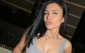 Nua na banheira, Ana Águas, ex-noiva de Pedro Soá, deixa mensagem