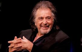 Al Pacino obrigado a pagar à namorada 54 anos mais nova milhares de euros por mês