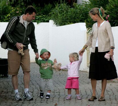Irmãos gémeos de Madeleine McCann estiveram fora do olhar do público