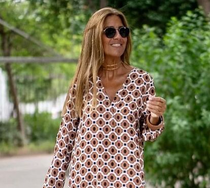 As saias rodadas que as mulheres com mais de 40 anos vão querer usar este verão