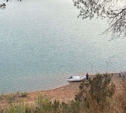 Enorme aparato policial. Novas buscas por Maddie em barragem algarvia a 50 km da Praia da Luz já começaram