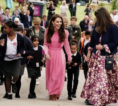 Kate Middleton deixa escapar desabafo sobre dias difíceis na família real