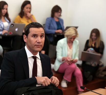 Quem é a mulher de João Galamba, Laura Cravo, alvo de polémica no Ministério das Finanças