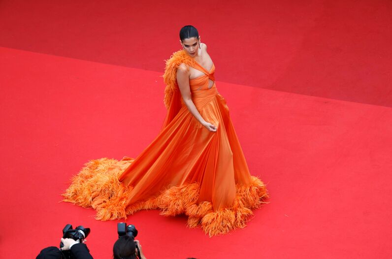 Os dois vestidos que Sara Sampaio usou em Cannes e que deslumbraram a audiência