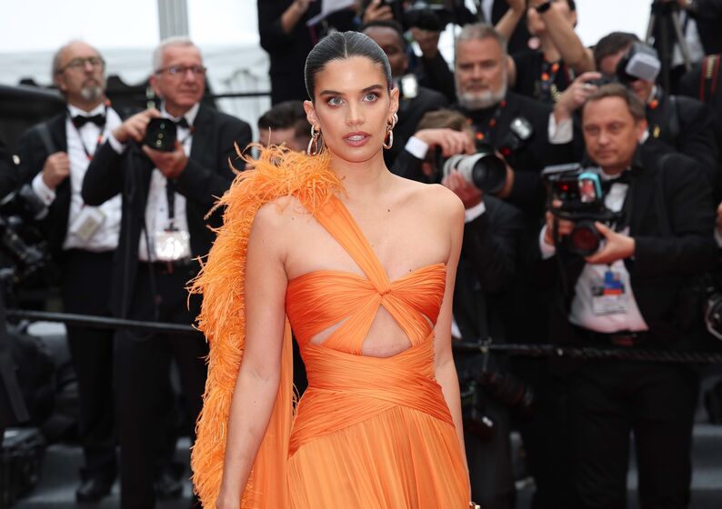 Os dois vestidos que Sara Sampaio usou em Cannes e que deslumbraram a audiência