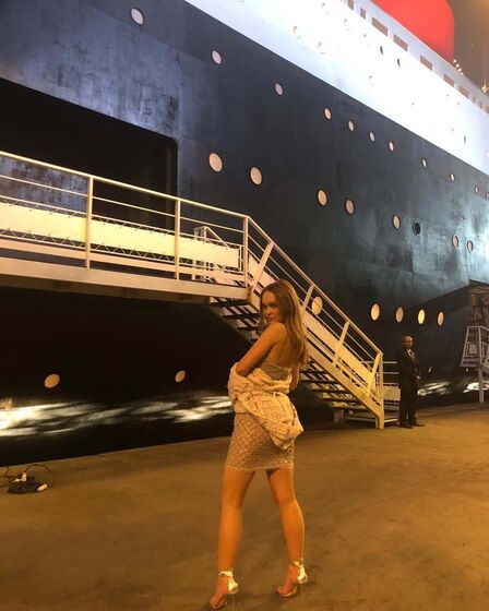 Lily-Rose Depp seguiu as pisadas do pai e está pronta para ter o mundo a seus pés