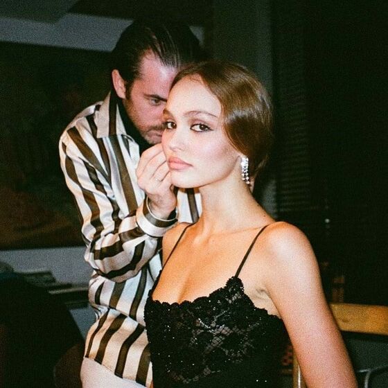 Lily-Rose Depp seguiu as pisadas do pai e está pronta para ter o mundo a seus pés