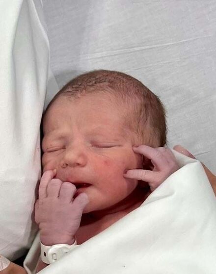O filho de Olivier da Costa e Andra Toth