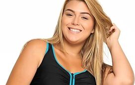 FLASH! Indica: Fatos de banho adelgaçantes que ajudam a exibir elegância na praia