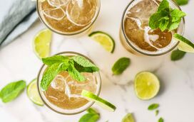 Quem adora cocktails? Conheça as bebidas que vão estar na moda neste verão