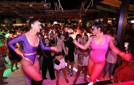 FLASH! abre o verão com festa de arromba no NoSoloÁgua de Portimão