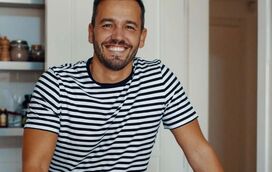 Pedro Teixeira já faz vida de solteiro, depois de 9 anos de namoro com Sara Matos