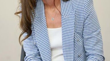 Kate Middleton brilha com roupa acessível a todos