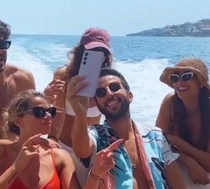 Marcação cerrada. Na Madeira, Cristina Ferreira não larga o seu novo menino bonito, José Condessa
