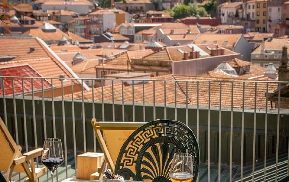 Rooftop Flores