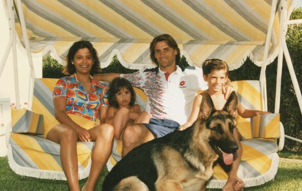 João Pinto e Carla Baía com os filhos nas férias
