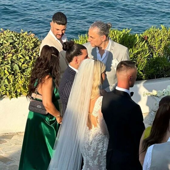 Casamento Odysseas Vlachodimos, Elena