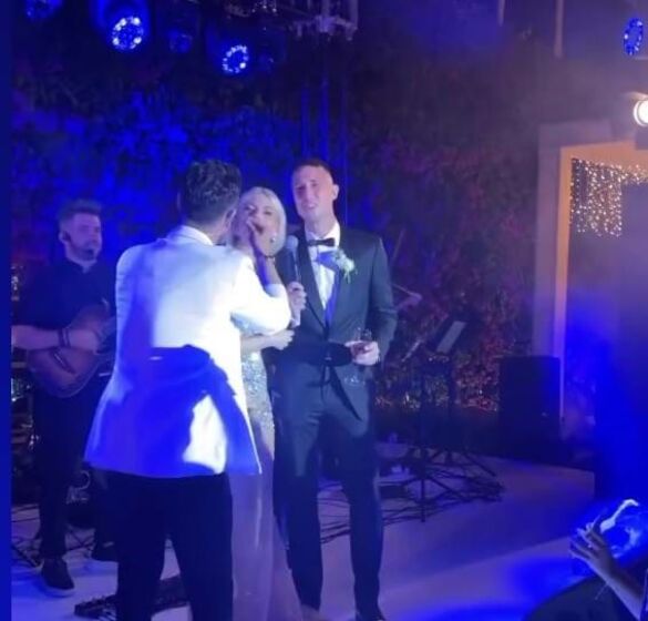 Casamento Odysseas Vlachodimos, Elena