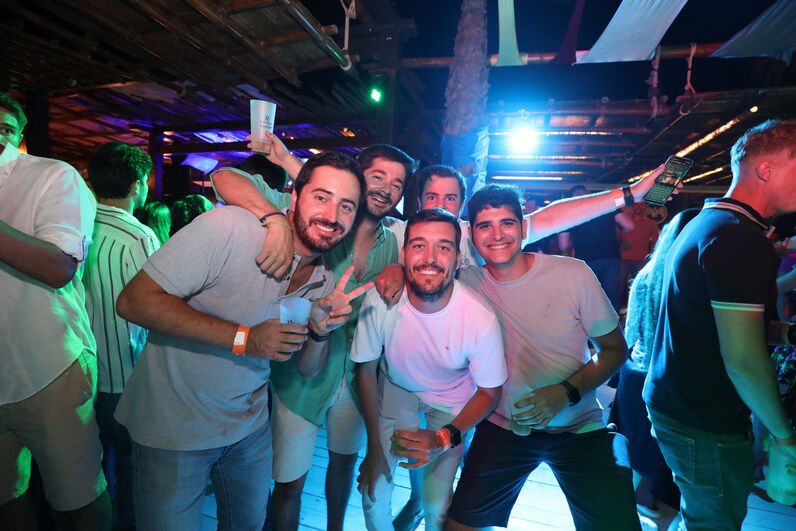 Welcome Summer by FLASH!