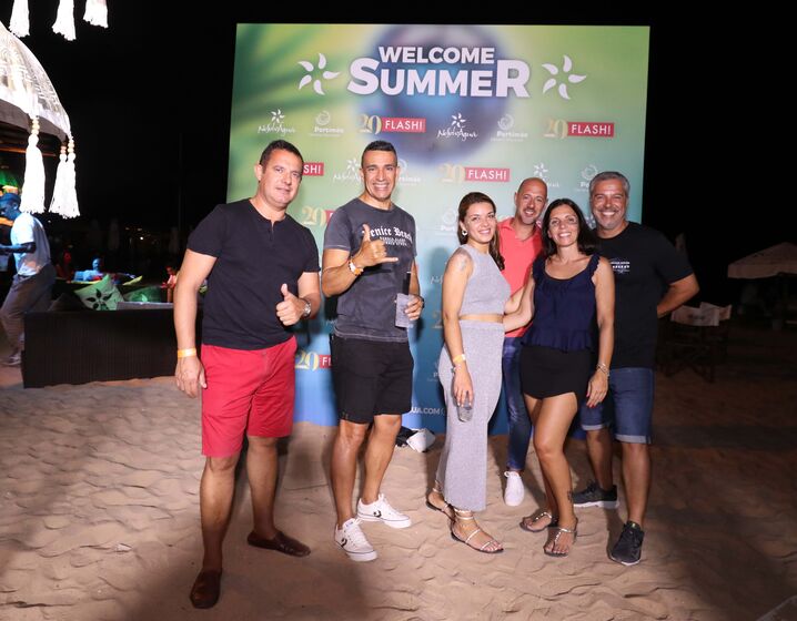 Welcome Summer by FLASH!