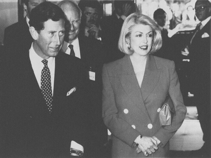 Carlos III, baronesa Lady Dale Tryon