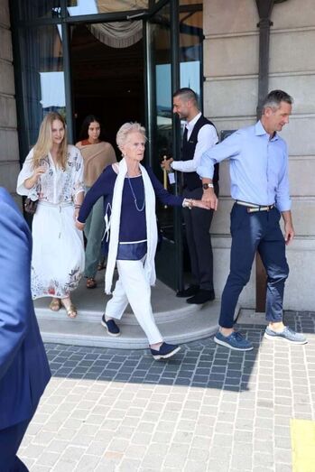  Iñaki Urdangarin com  a mãe  Claire Liebaert e a filha Irene Urdangarin 