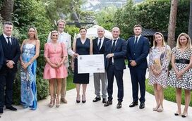 A fintar a crise? Princesa Charlene do Mónaco aparece novamente ao lado do príncipe Alberto II