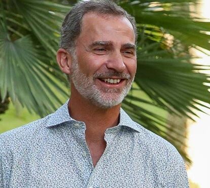 Rei Felipe VI surpreende afilhado desconhecido em dia de casamento
