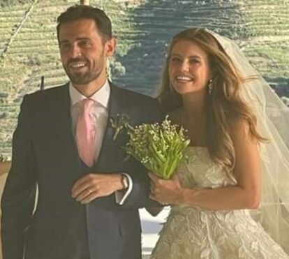 Espetacular! Bernardo Silva convenceu Rúben Dias e April Ivy a irem ao seu casamento