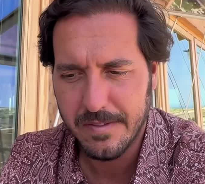 Casal António Bravo e Luís Avelar de Aguiar sofre acidente aparatoso. Veja como ficou o carro