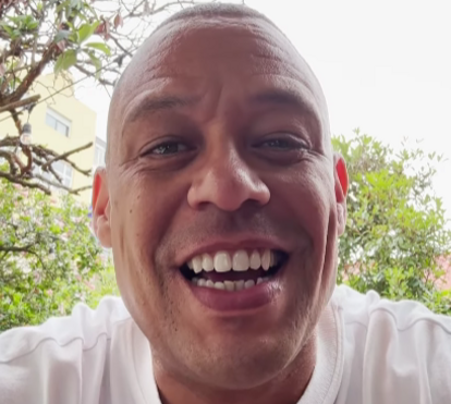 Nunca é tarde. Carlão tira a carta de condução aos 48 anos