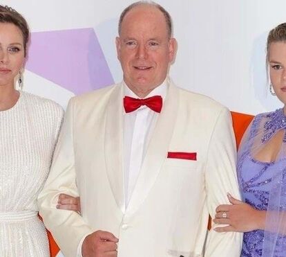 Quase toda a família Grimaldi fora do Baile da Cruz Vermelha do Mónaco 