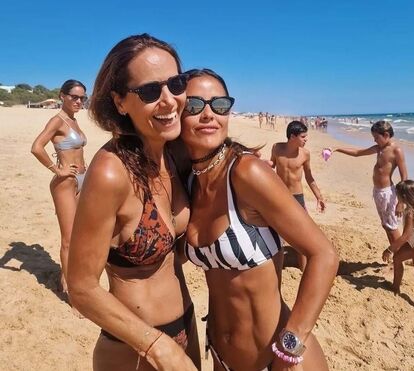 Txiii tantas crianças! Carolina Patrocínio mostra a mãe com os 11 netos