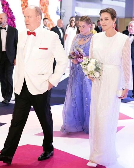 Charlotte do Mónaco, Alberto do Mónaco, Baile da Cruz Vermelha